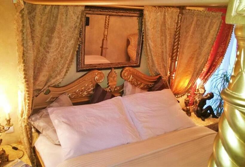 فندق Rezidence Zámeček   Boutique