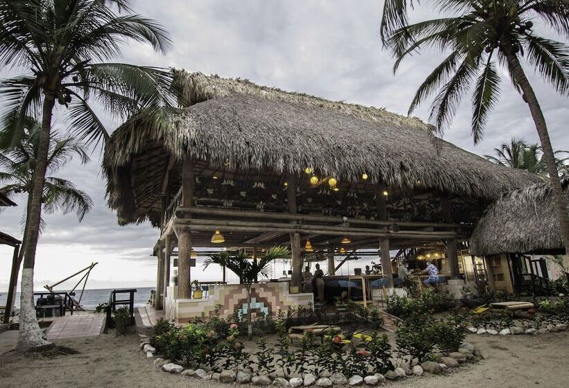 ホテル Selina Palomino