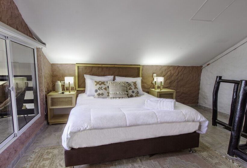 בית מלון כפרי Selina Palomino