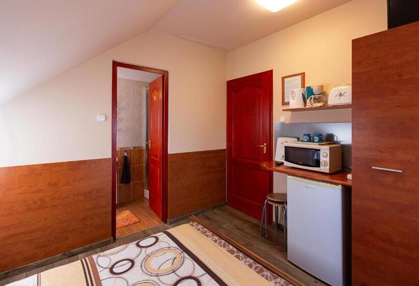 پانسیون Erika Vendégház