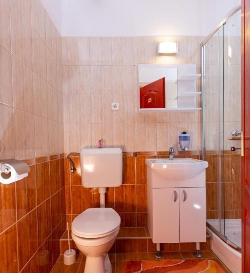 پانسیون Erika Vendégház