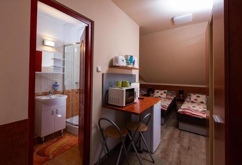 پانسیون Erika Vendégház