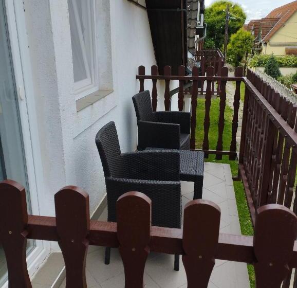 ペンション Paprika Vendégház