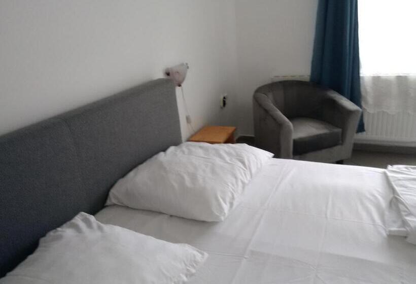 ペンション Paprika Vendégház