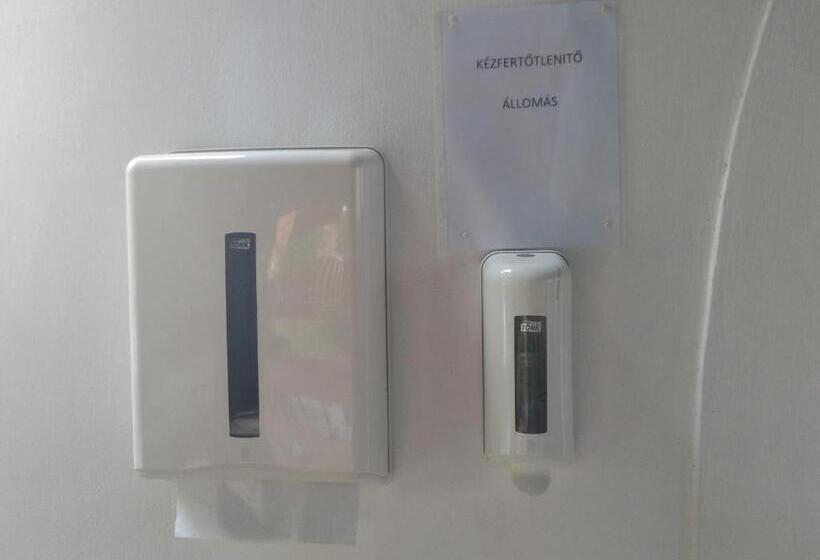 ペンション Paprika Vendégház