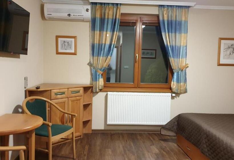 بنسيون Penzion U Vlků