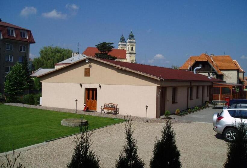 پانسیون Penzion U Vlků