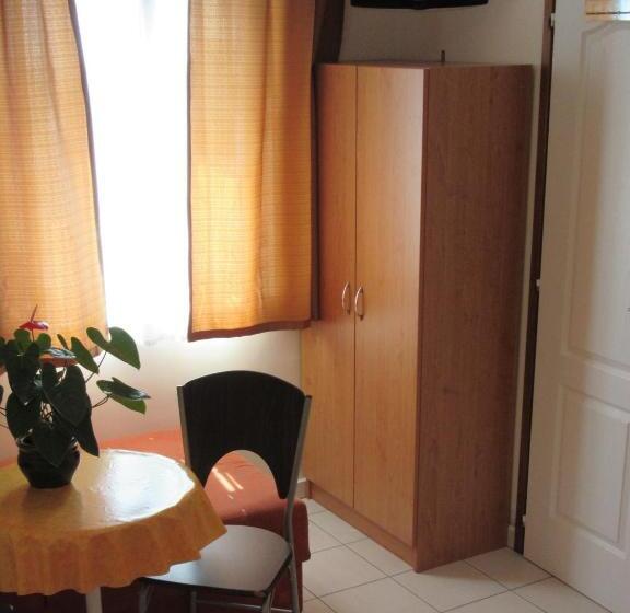 Пансион Süle Apartments & Rooms