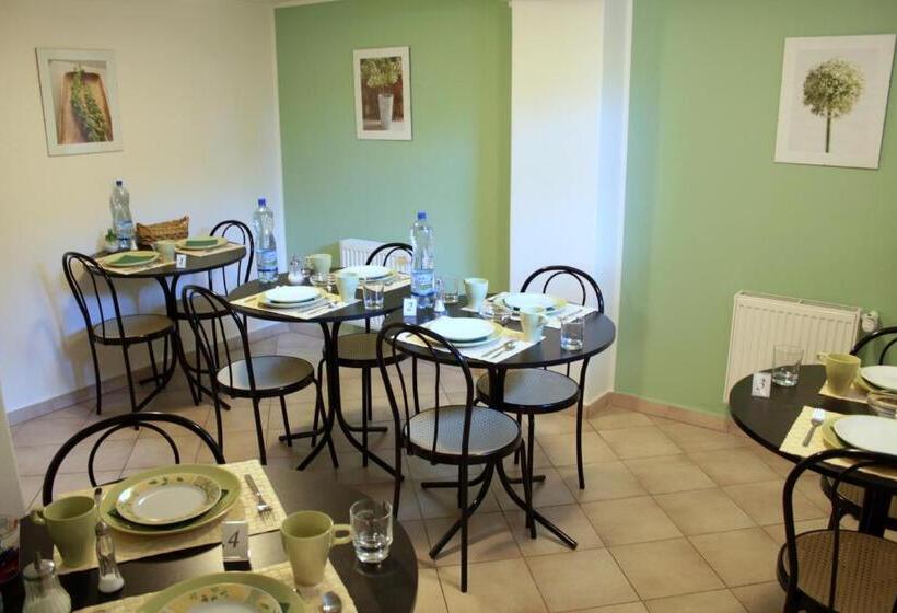 بنسيون Ubytovani Nikol