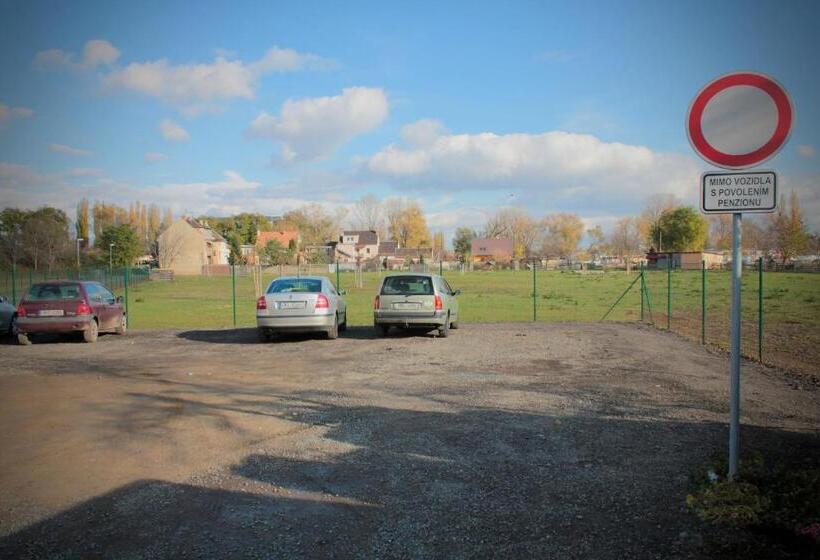 بنسيون Ubytovani Nikol