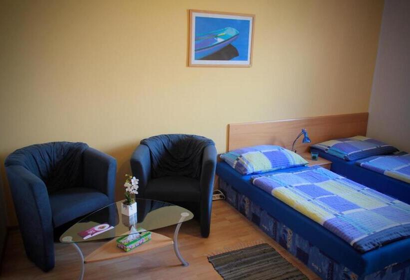 بنسيون Ubytovani Nikol