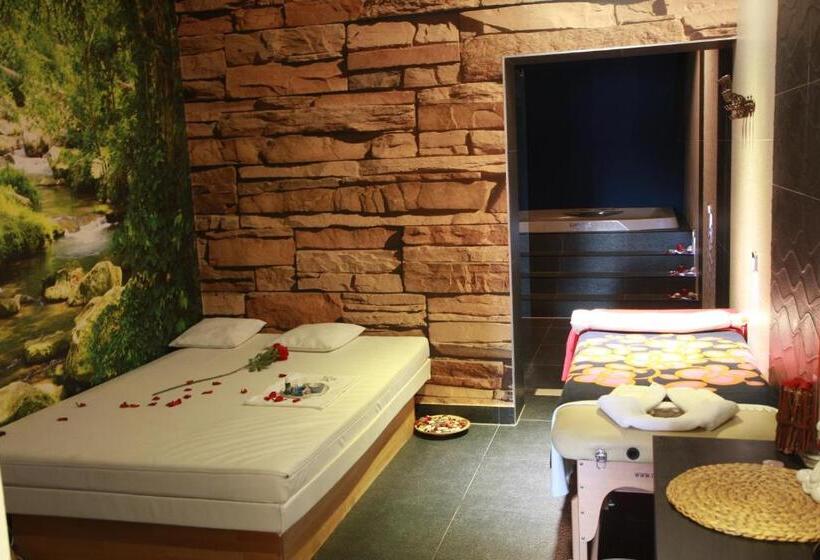 Relax Hotel Valaška