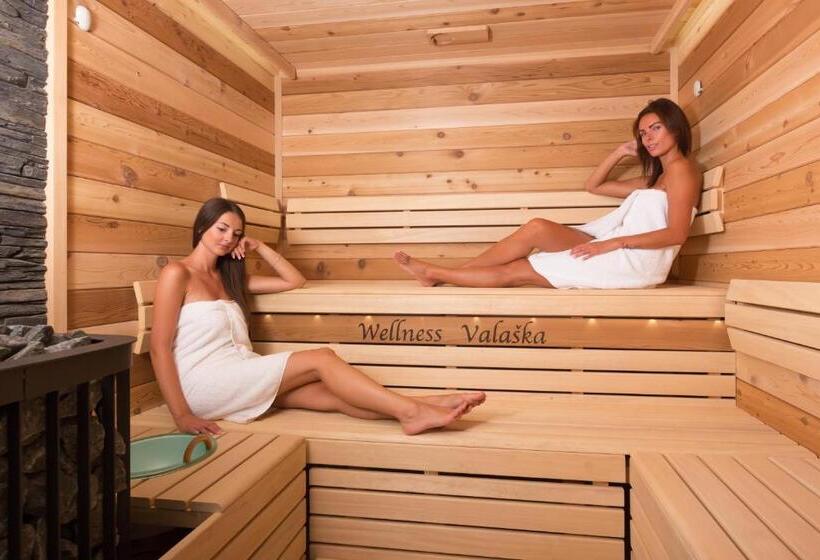 Relax Hotel Valaška
