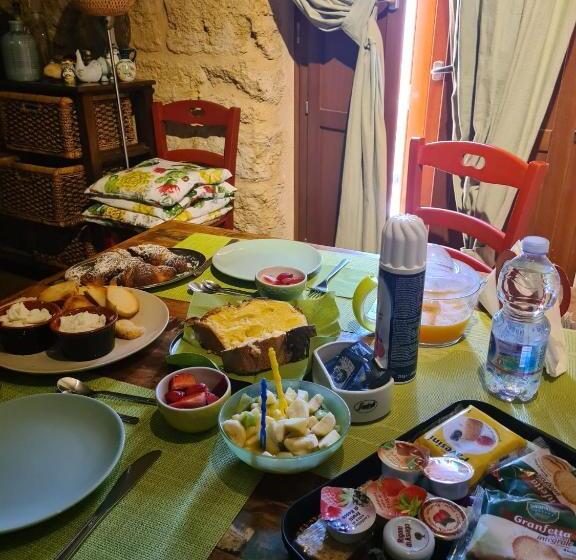 Aljama   Downtown B&b