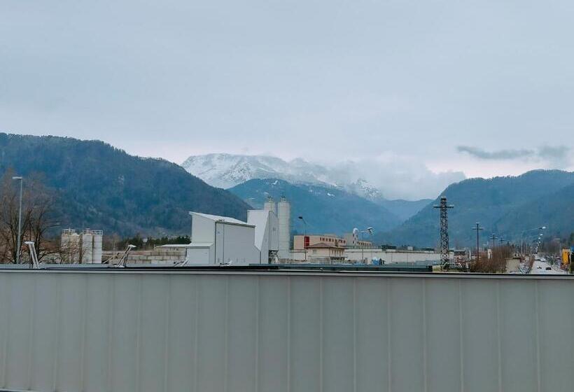 בית מלון כפרי La Rosa