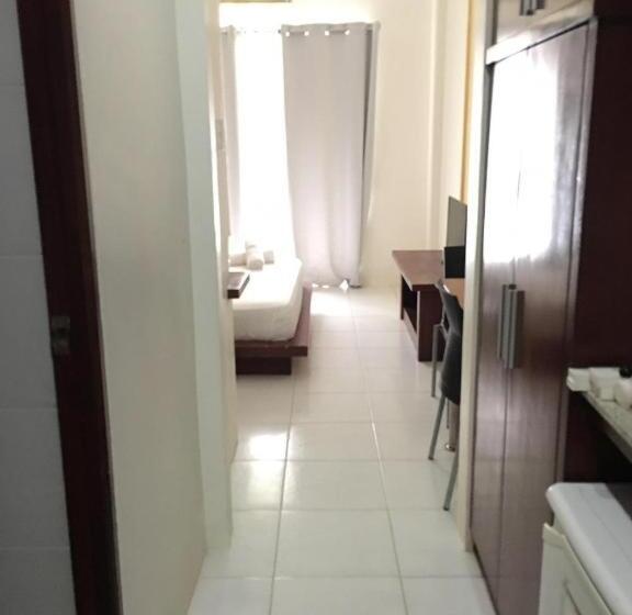 Hotel Alice In Wonderland Beach