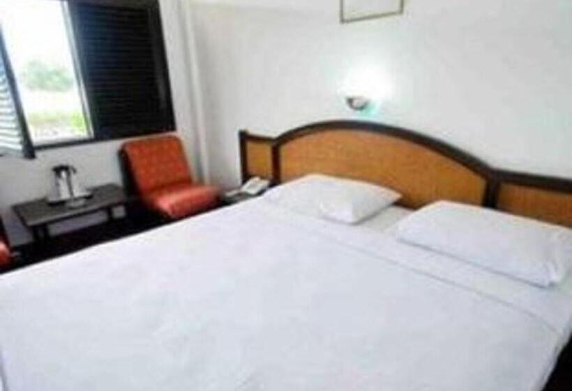 Darma Agung Beach Hotel Parapat