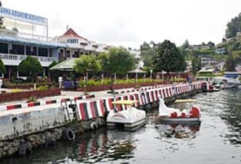 Darma Agung Beach Hotel Parapat