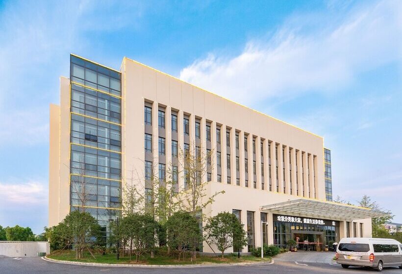 Hotel Hubei Konggang Business