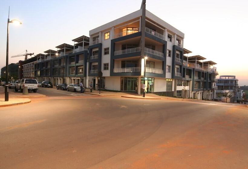 호텔 La Loggia Apartments