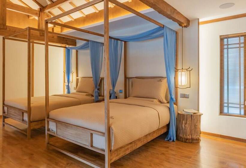 هتل Lijiang Passing Cloud Resort