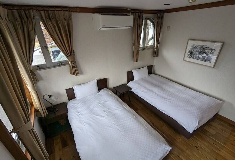 هتل Lodge Atelier