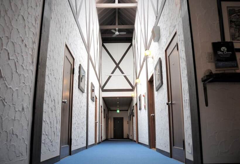 هتل Lodge Atelier