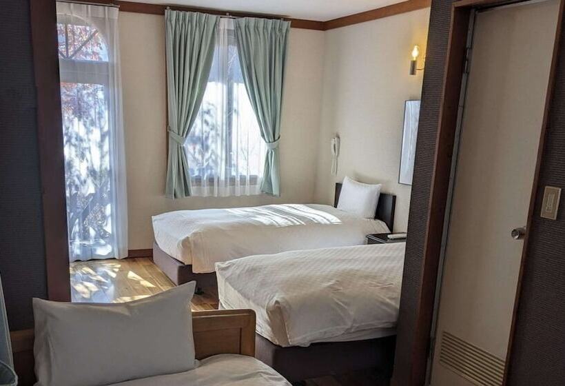 هتل Lodge Atelier