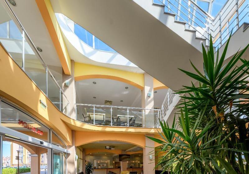 호텔 Midia Family Resort