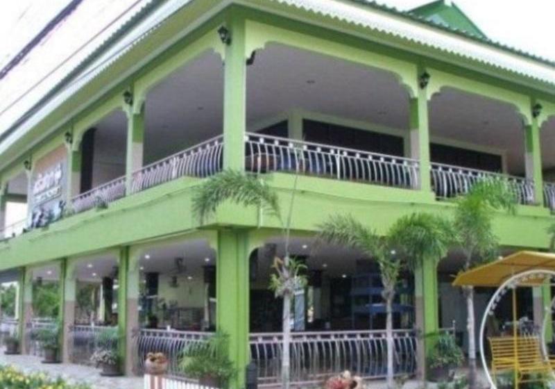 בית מלון כפרי Ruanchaba Resort