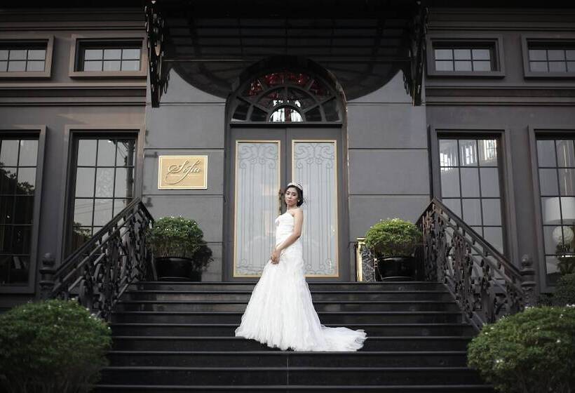 Отель Sofia Boutique Residence