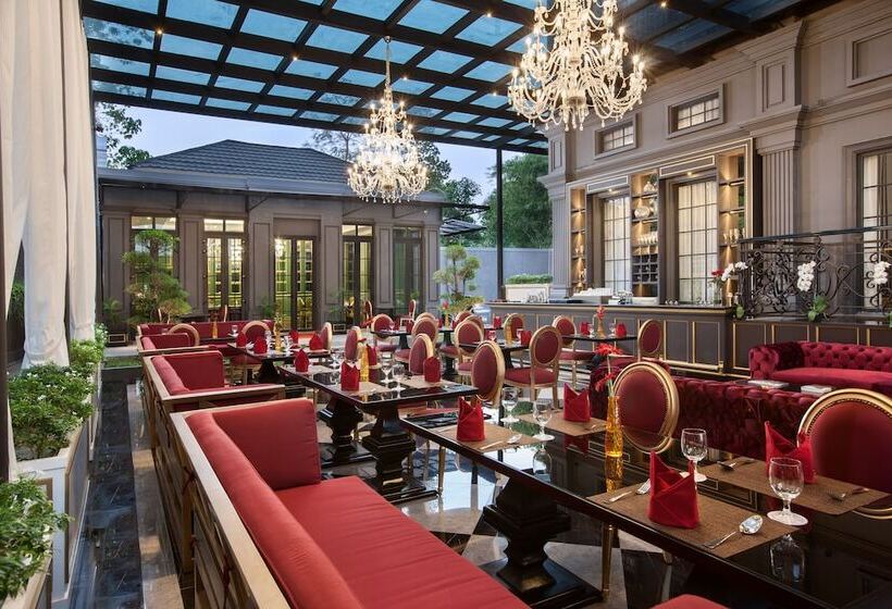 Отель Sofia Boutique Residence