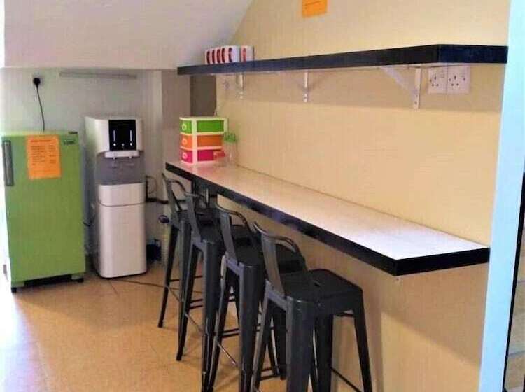 בית מלון כפרי The Pines