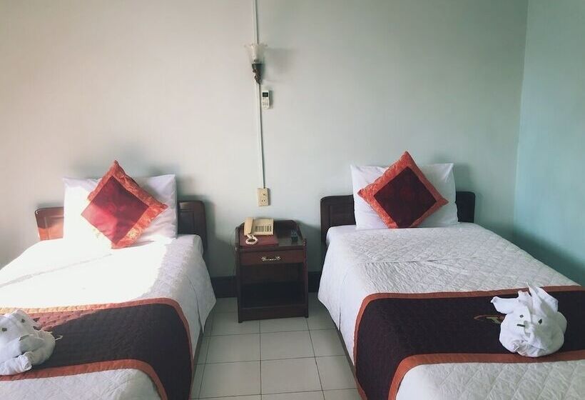 Отель Vientiane Chaleunxay Center