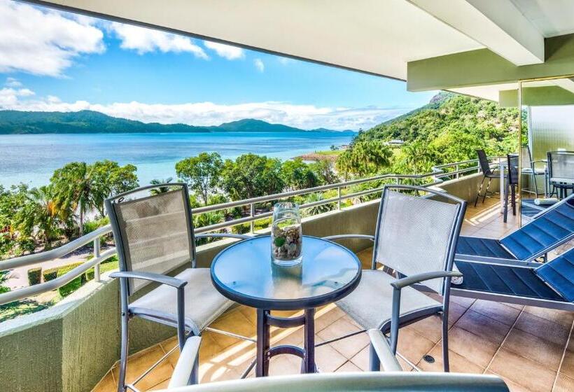 Lagoon Beachfront Lodge 201 On Hamilton Island By Hamorent
