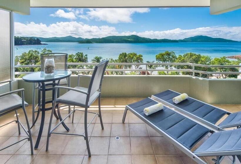 Lagoon Beachfront Lodge 201 On Hamilton Island By Hamorent
