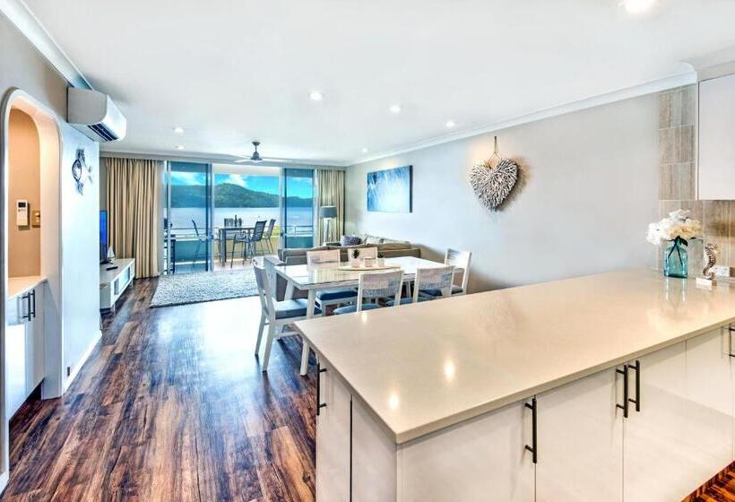 Lagoon Beachfront Lodge 201 On Hamilton Island By Hamorent