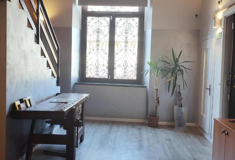 پانسیون Apartment Nido Stazione