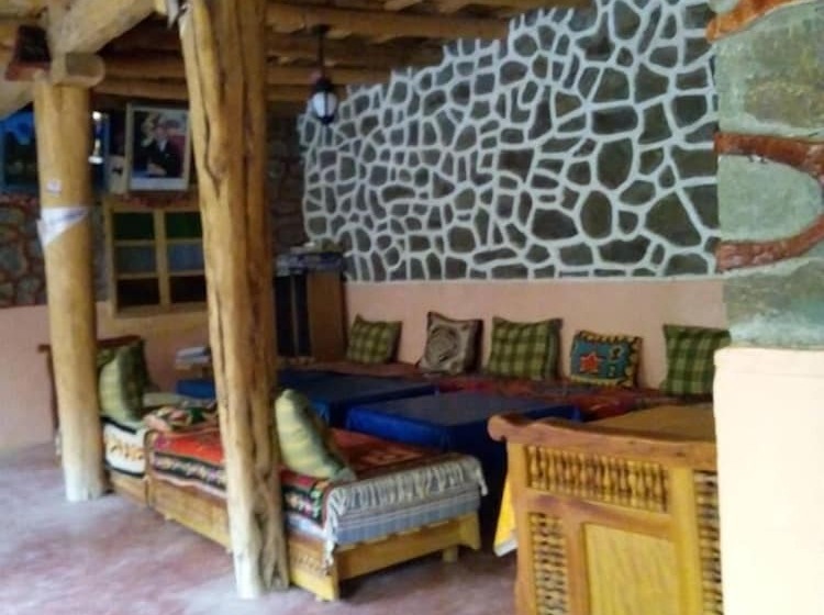 پانسیون Gîte Aoujdade Taghia