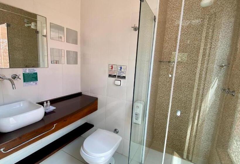 פנסיון Suíte Lázaro