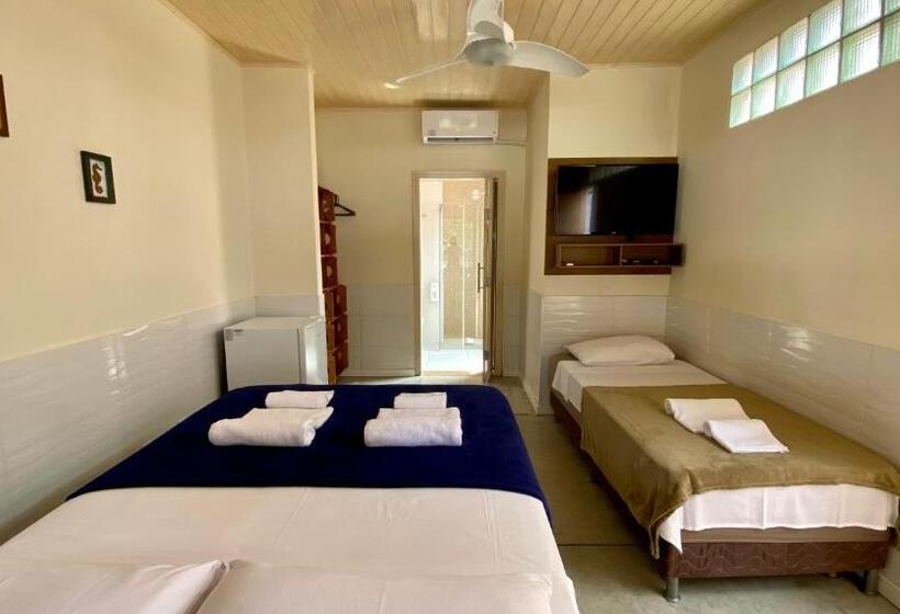 פנסיון Suíte Lázaro