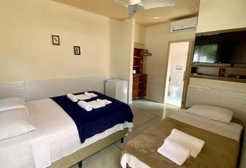 פנסיון Suíte Lázaro