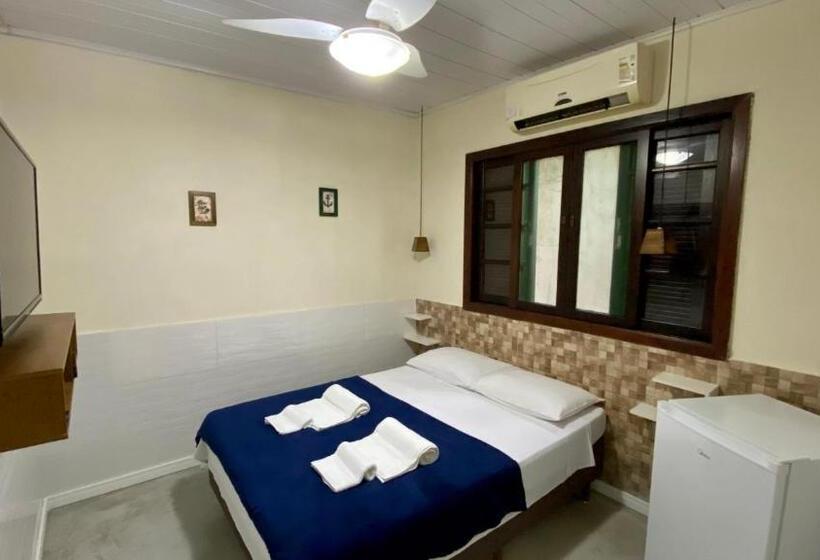 פנסיון Suíte Lázaro