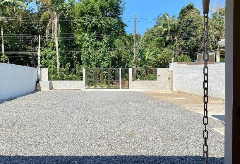 פנסיון Suíte Lázaro