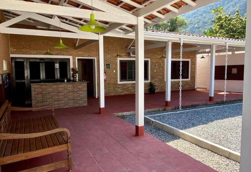 פנסיון Suíte Lázaro