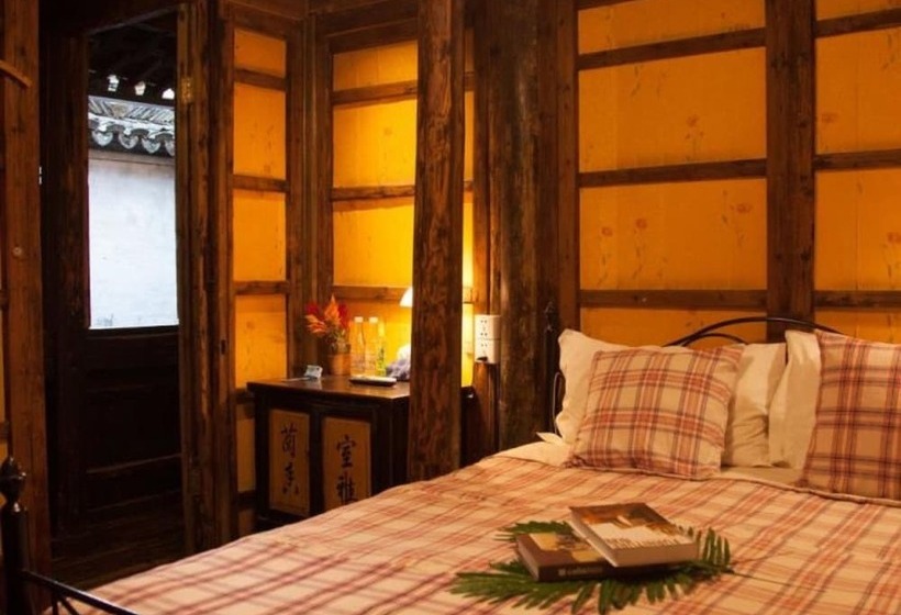 Pig S Inn Huangshan Xidi