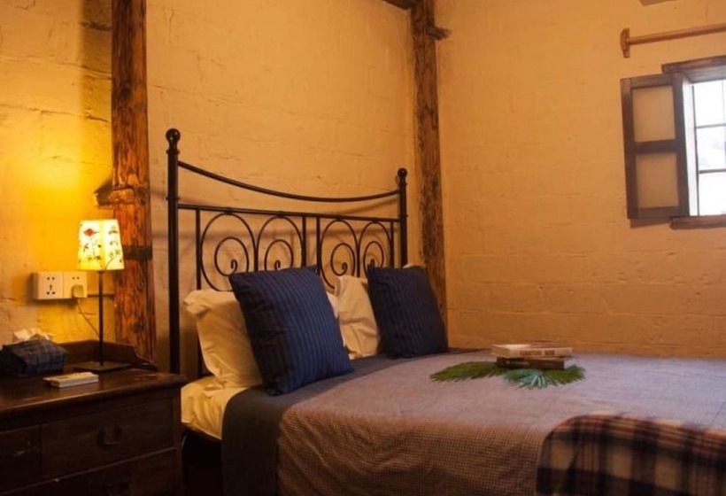 Pig S Inn Huangshan Xidi