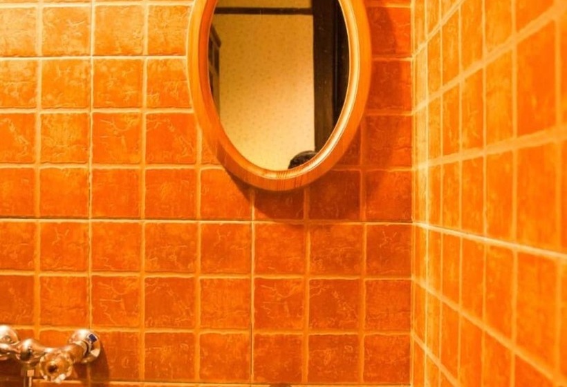 Pig S Inn Huangshan Xidi