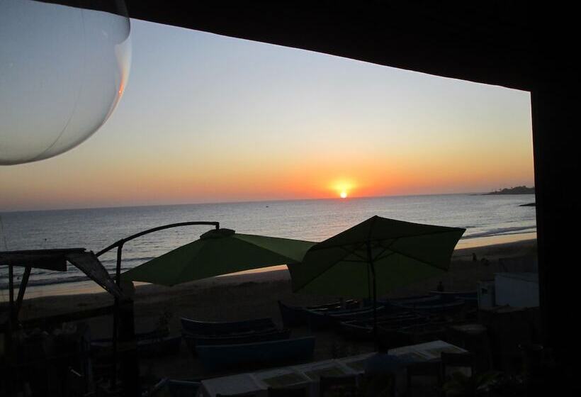 Tazerzit Hostel Restau