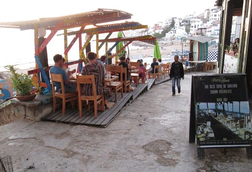 Tazerzit Hostel Restau